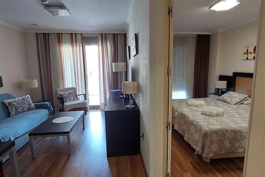Elegante Alojamiento Con Piscina A 200 M Del Mar. Apartment Benalmadena Ngoại thất bức ảnh
