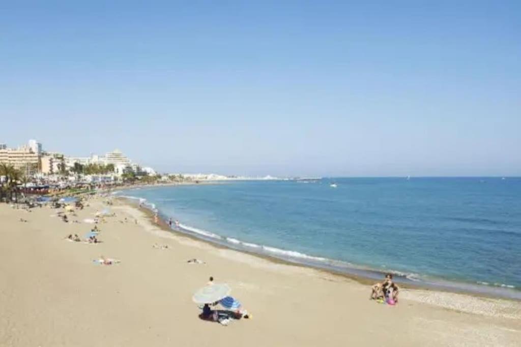 Elegante Alojamiento Con Piscina A 200 M Del Mar. Apartment Benalmadena Ngoại thất bức ảnh