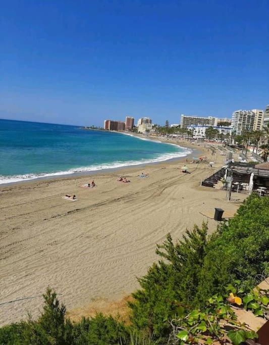 Elegante Alojamiento Con Piscina A 200 M Del Mar. Apartment Benalmadena Ngoại thất bức ảnh