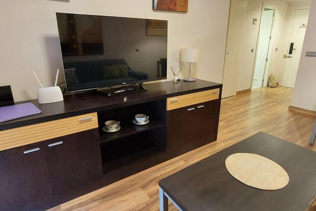 Elegante Alojamiento Con Piscina A 200 M Del Mar. Apartment Benalmadena Ngoại thất bức ảnh