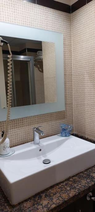 Elegante Alojamiento Con Piscina A 200 M Del Mar. Apartment Benalmadena Ngoại thất bức ảnh