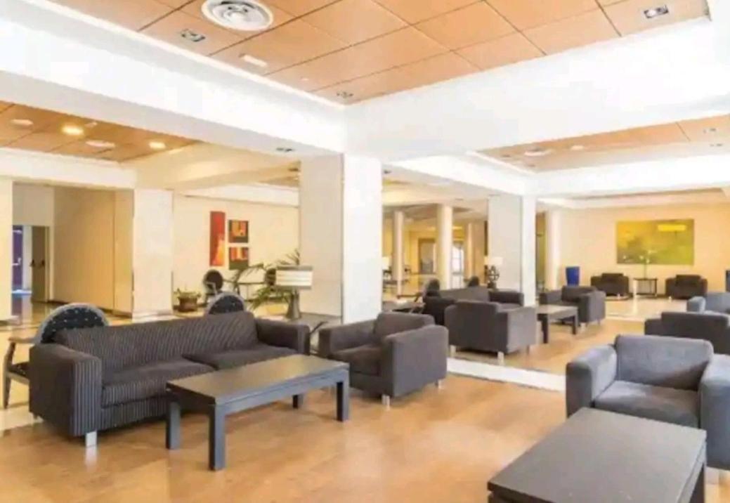 Elegante Alojamiento Con Piscina A 200 M Del Mar. Apartment Benalmadena Ngoại thất bức ảnh