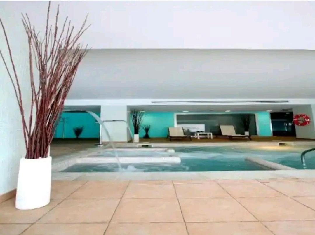 Elegante Alojamiento Con Piscina A 200 M Del Mar. Apartment Benalmadena Ngoại thất bức ảnh